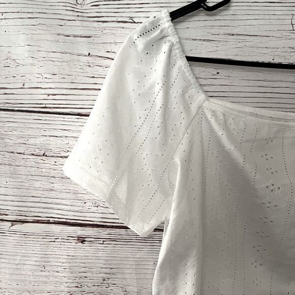White Cropped Eyelet Women's Top - Picture 4 of 6
